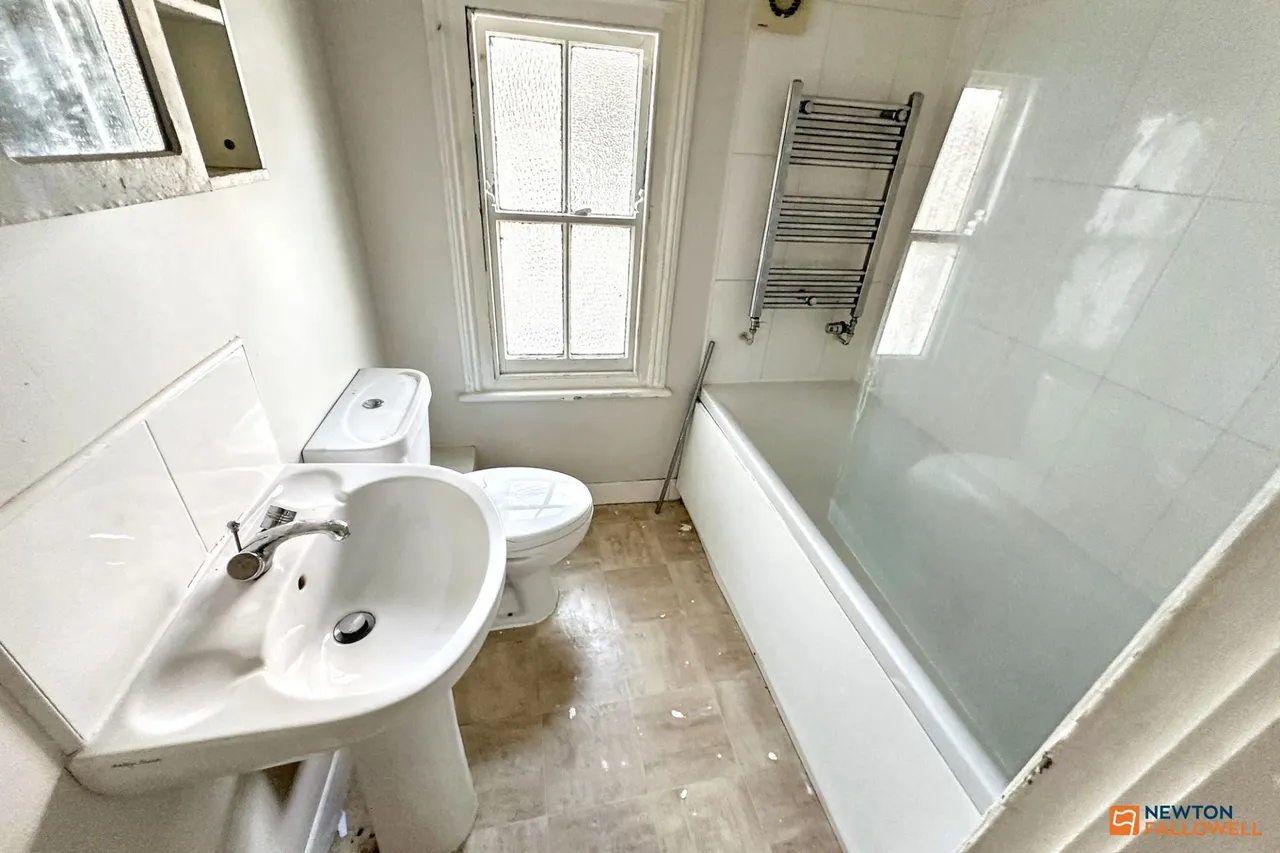 Mountsteven Avenue, Walton, PE4, photo 10