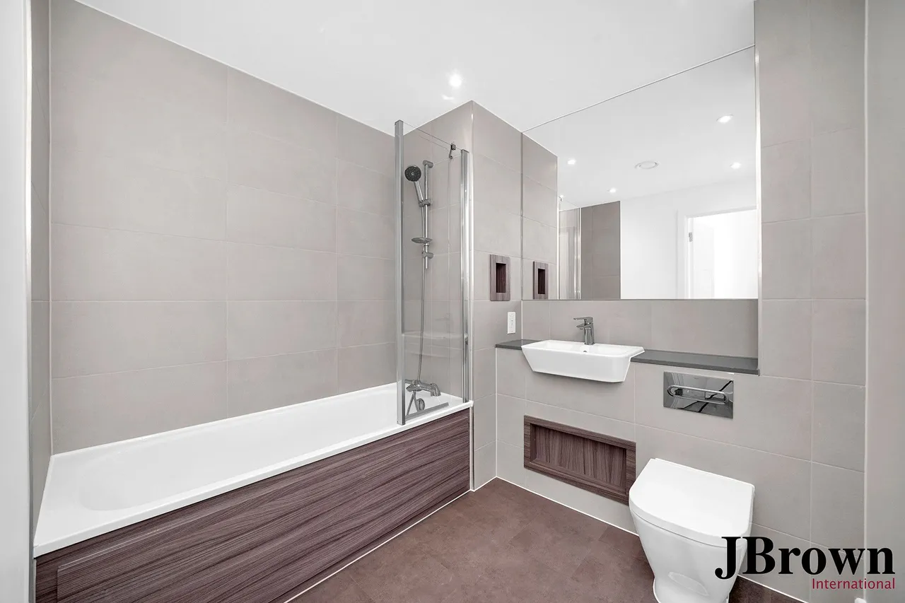 Waterden Road, London, E20, photo 5