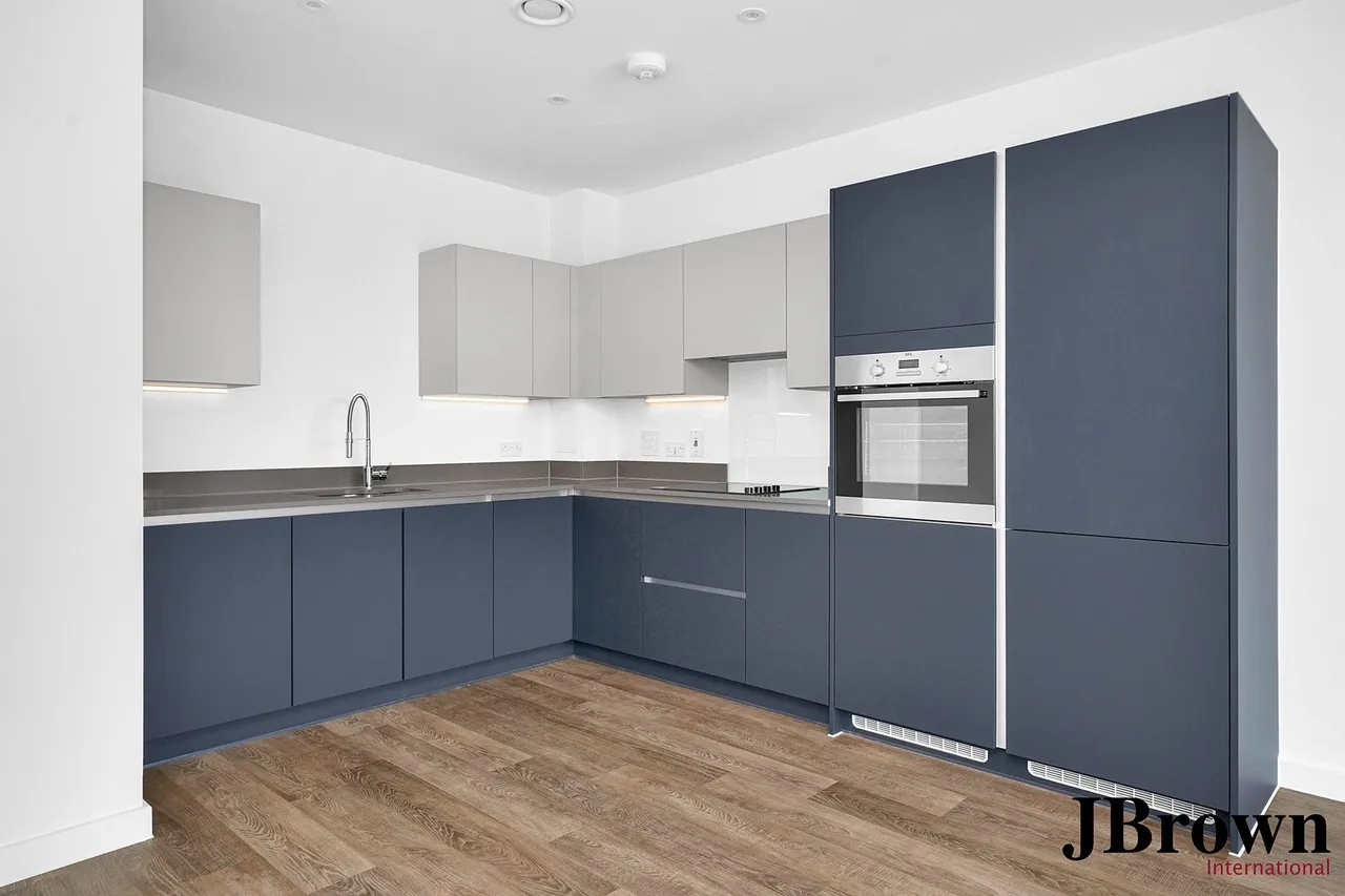 Waterden Road, London, E20, photo 3