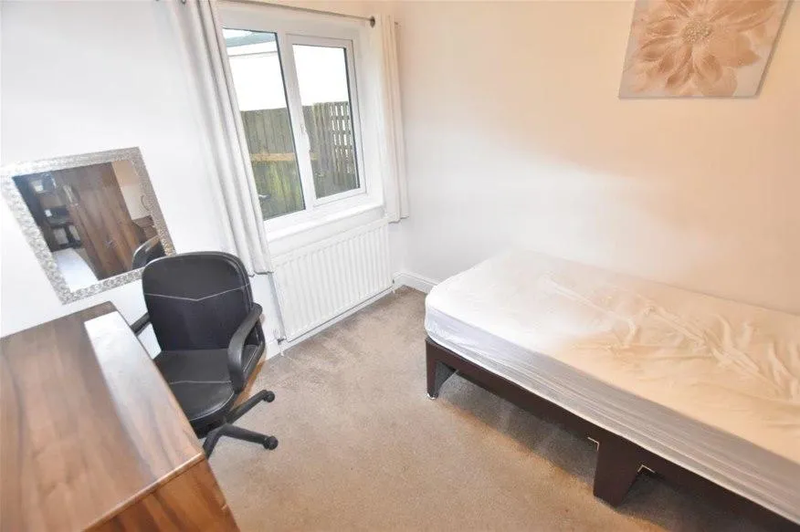 Dunmow Road, Bishops Stortford, CM23, photo 2