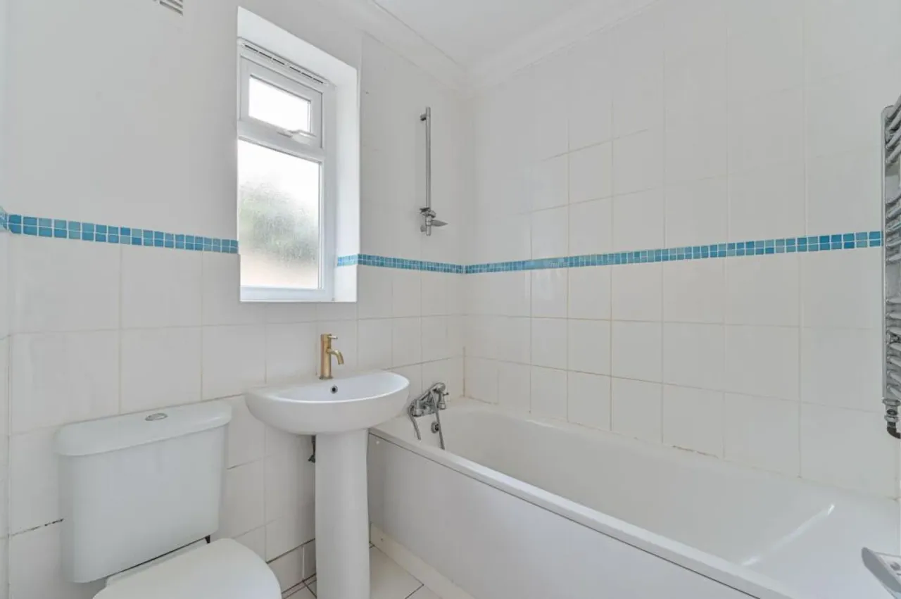 Cresswell Road, London, SE25, photo 16