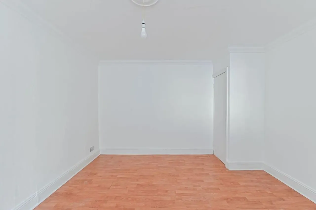 Cresswell Road, London, SE25, photo 15