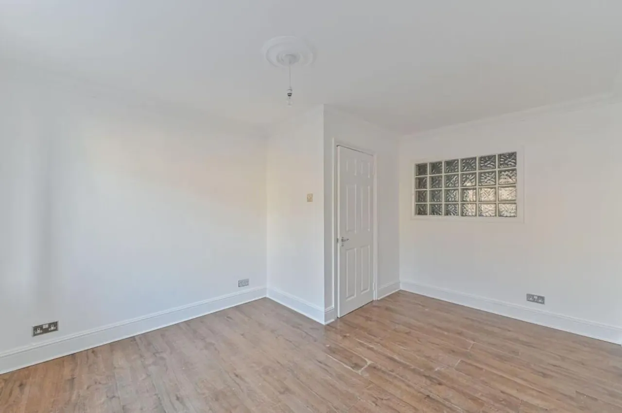 Cresswell Road, London, SE25, photo 3