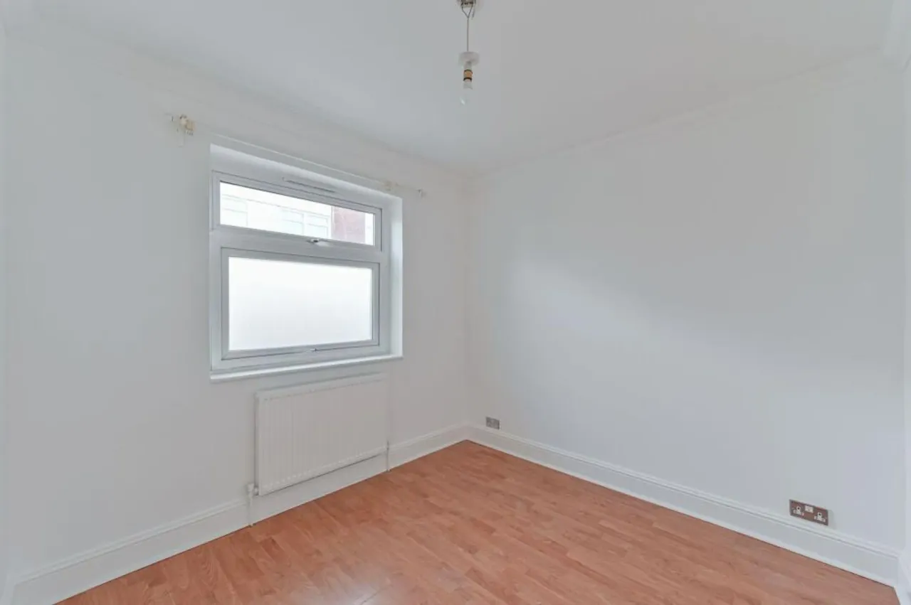 Cresswell Road, London, SE25, photo 12