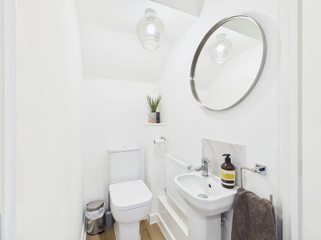 Agar Crescent, Falmouth, photo 8