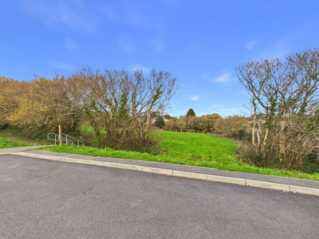 Agar Crescent, Falmouth, photo 10