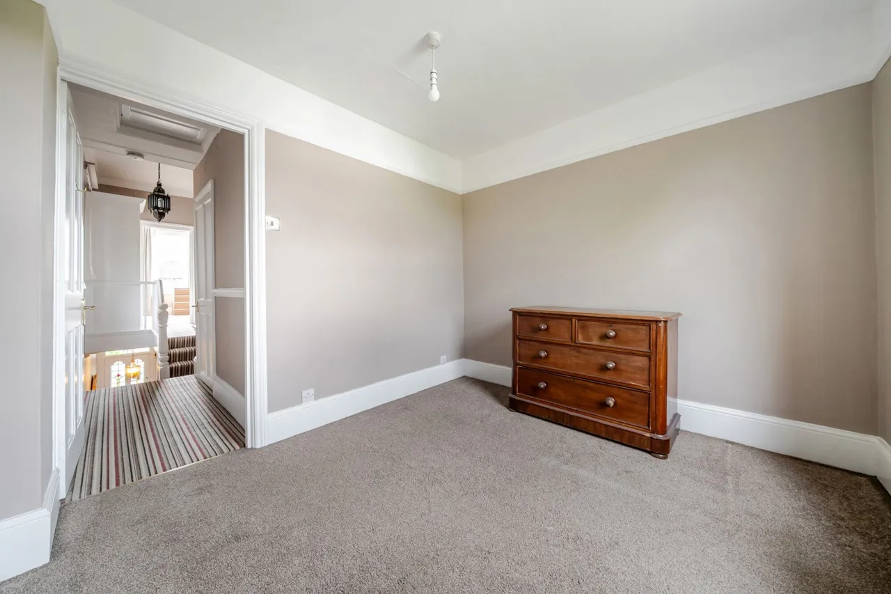 Northcote Road, DA14, photo 13