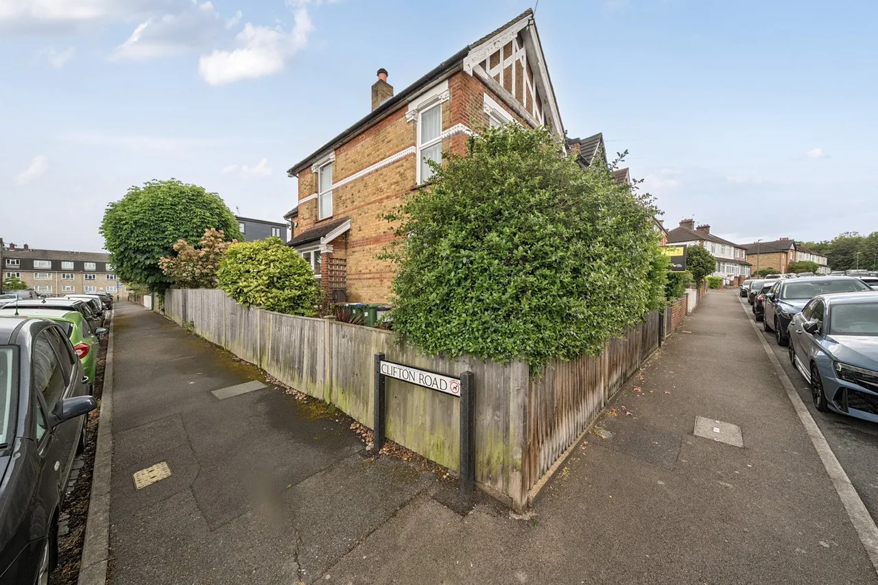 Northcote Road, DA14, photo 27