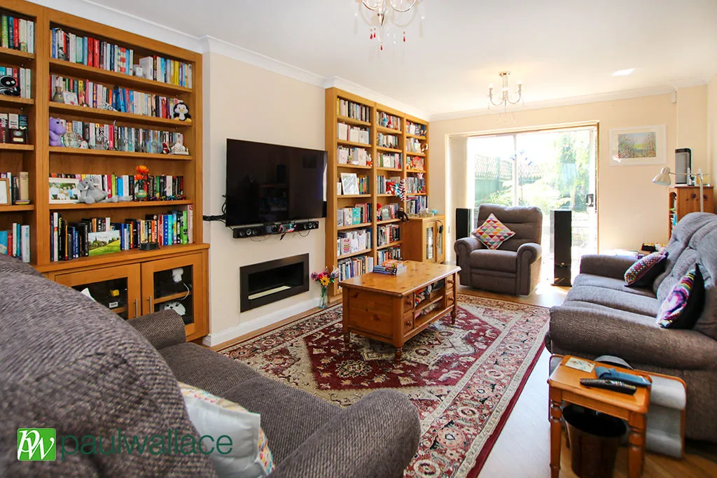Richardson Crescent, Cheshunt, EN7, photo 2