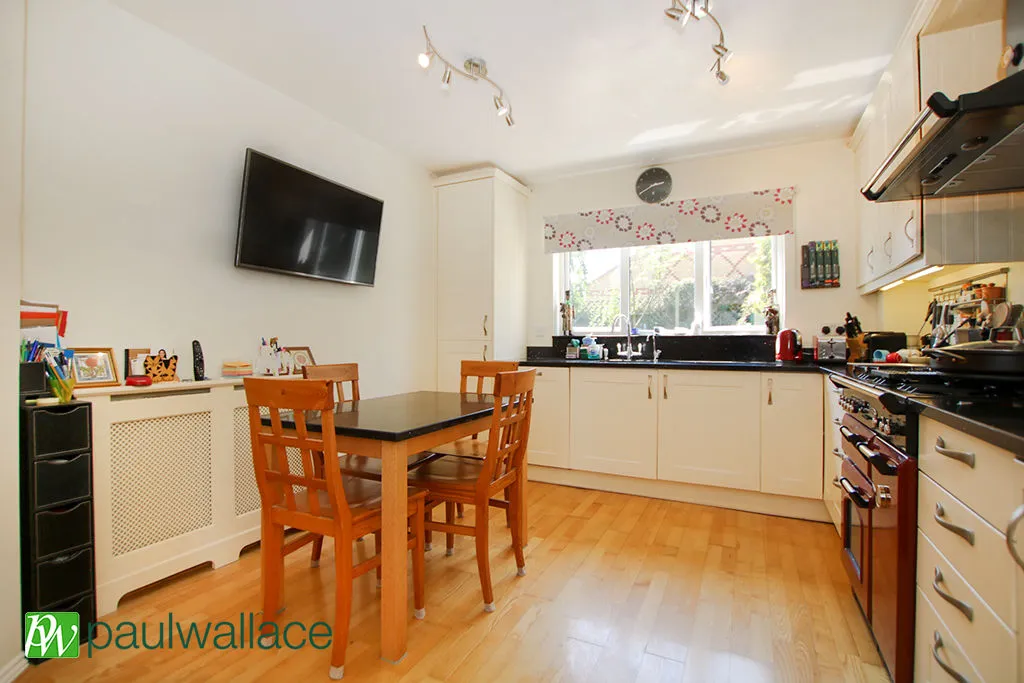Richardson Crescent, Cheshunt, EN7, photo 6