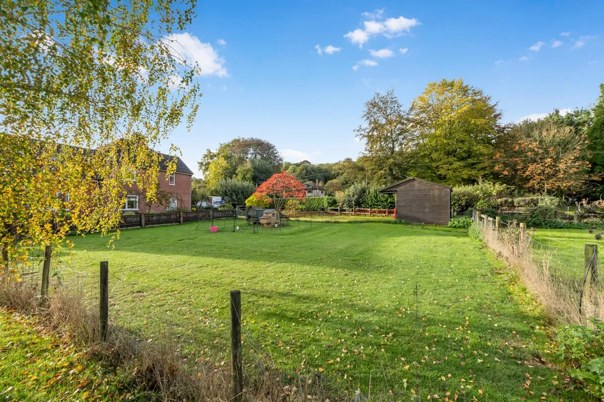 Spetisbury, Blandford Forum, DT11, photo 9