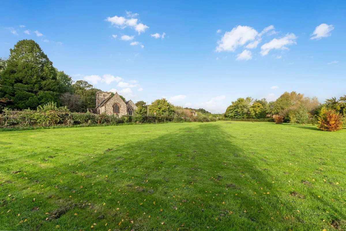 Spetisbury, Blandford Forum, DT11, photo 3