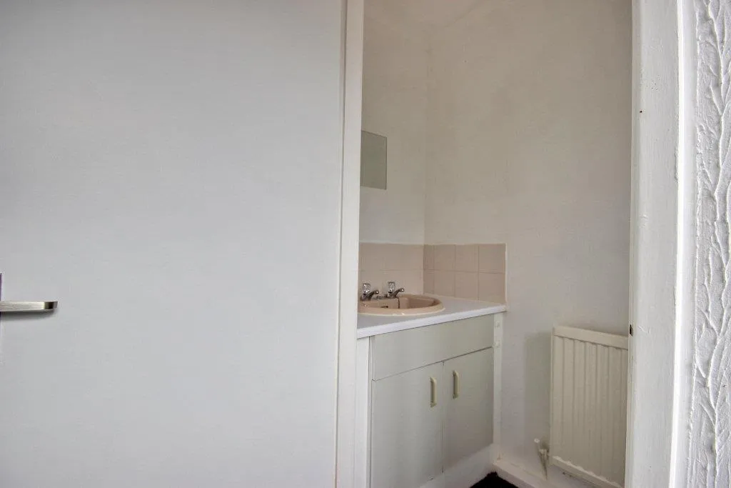 Hall Road, Hull, photo 6