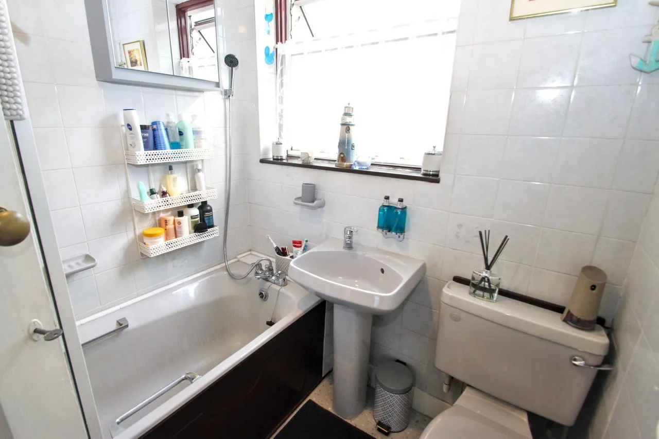 Uplands Road, Woodford Green, IG8, photo 18