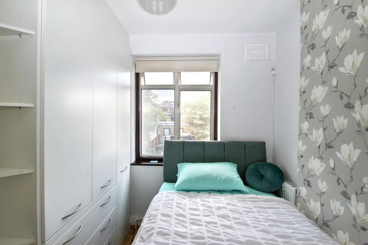 Uplands Road, Woodford Green, IG8, photo 16