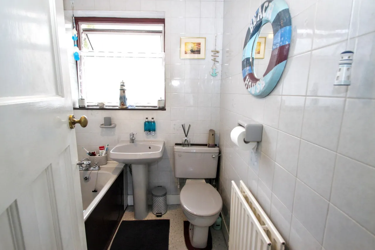 Uplands Road, Woodford Green, IG8, photo 17