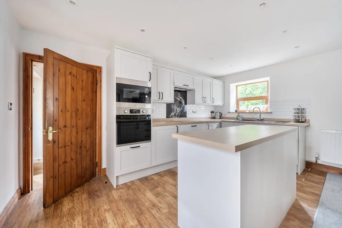 Church Road, TA8, photo 7