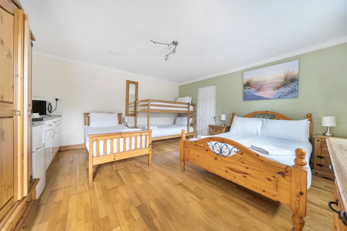 Church Road, TA8, photo 16