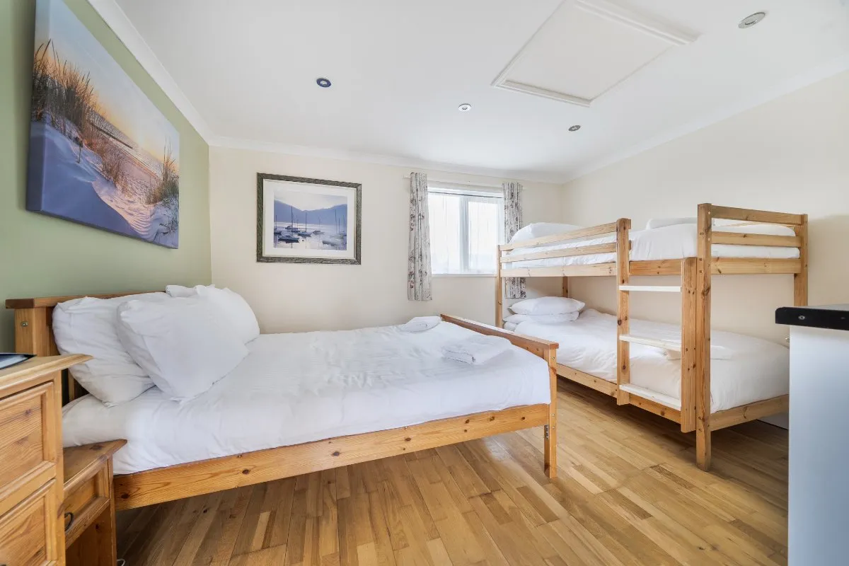 Church Road, TA8, photo 17