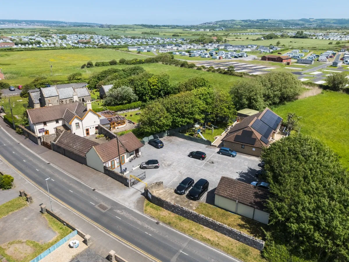 Church Road, TA8, photo 4