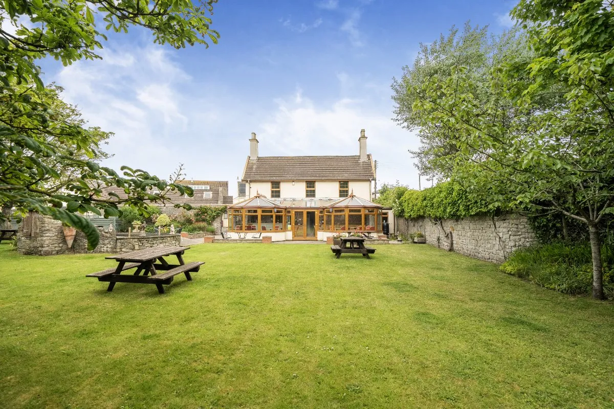 Church Road, TA8, photo 2