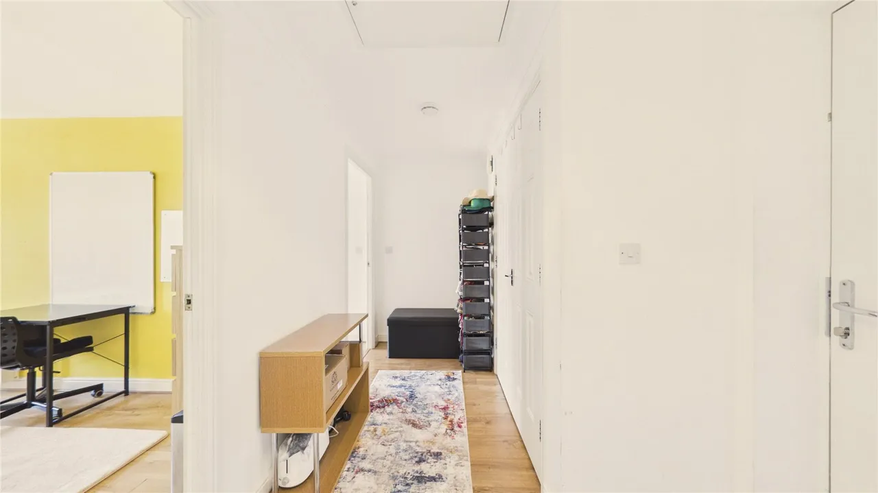 Candle Street, London, E1, photo 27