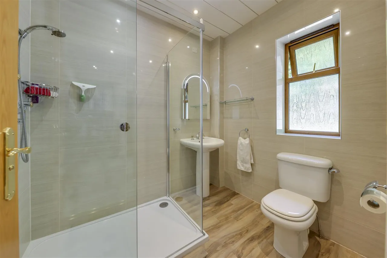 Greens Lane, Bacup, photo 27