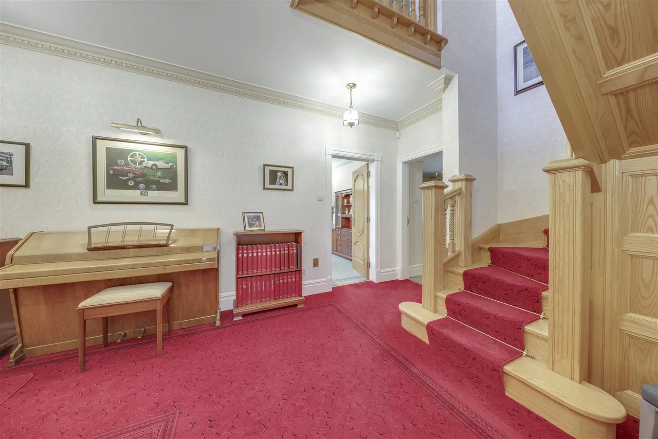 Greens Lane, Bacup, photo 5