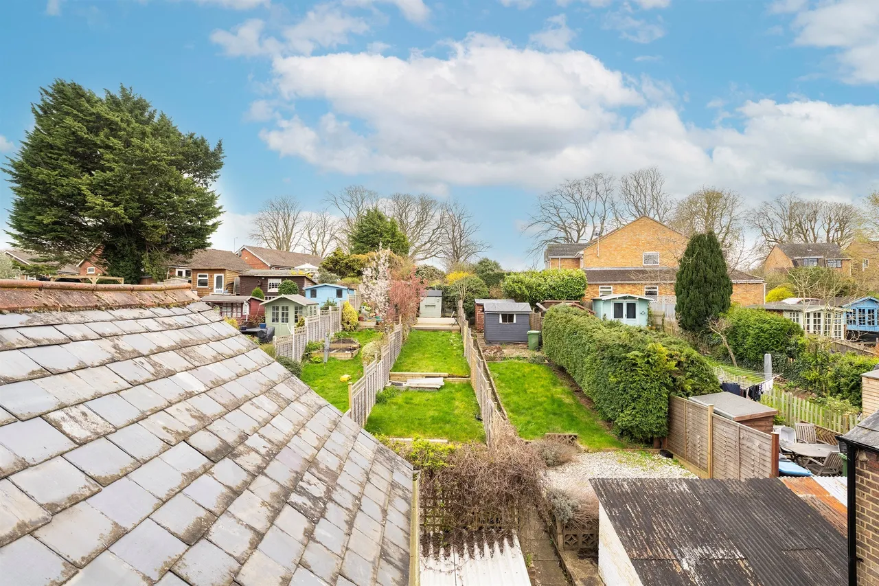 Brook Street, Tring, HP23, photo 17