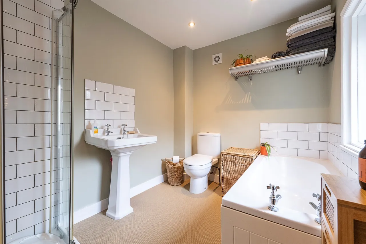 Brook Street, Tring, HP23, photo 14