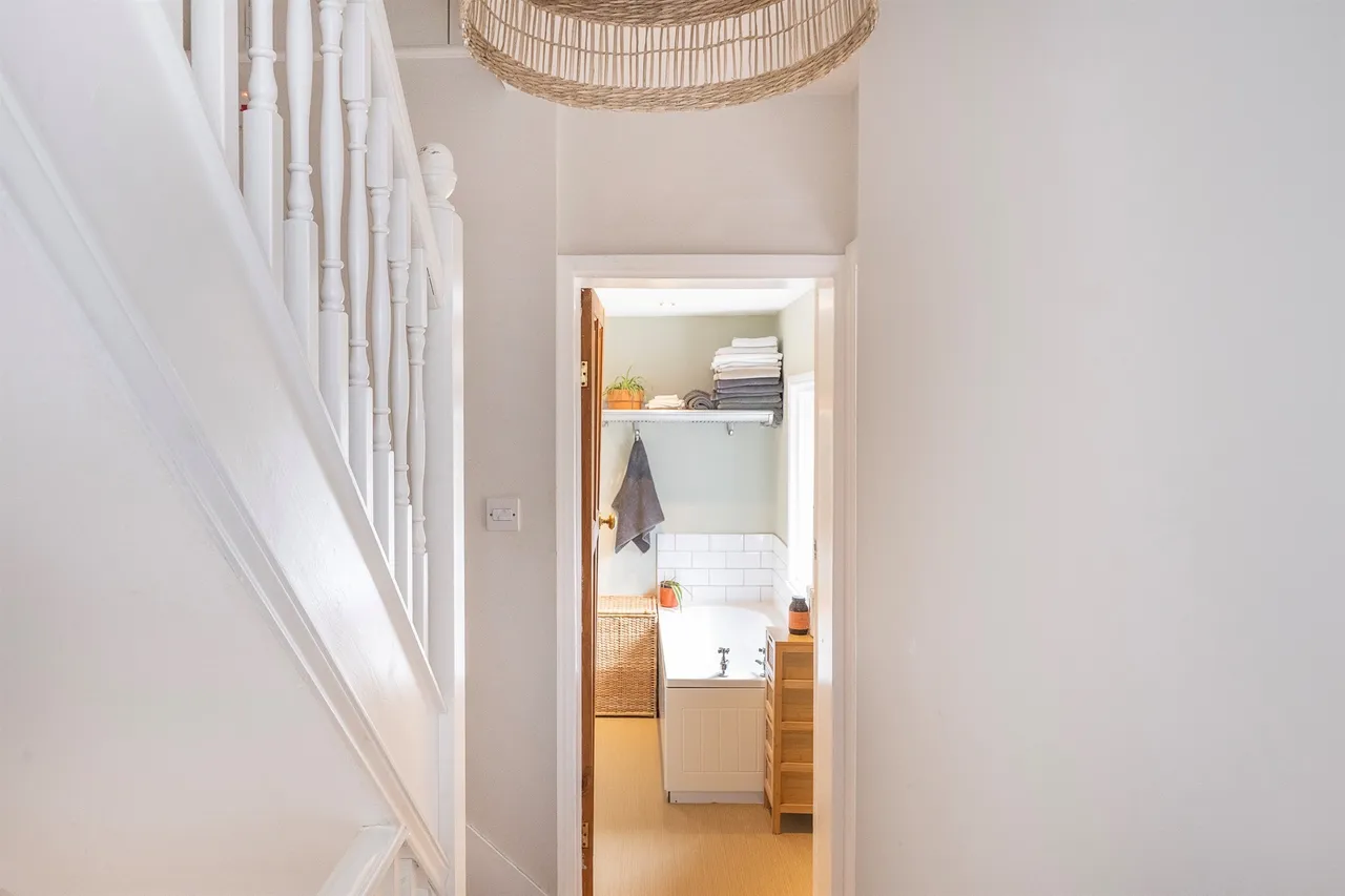 Brook Street, Tring, HP23, photo 8