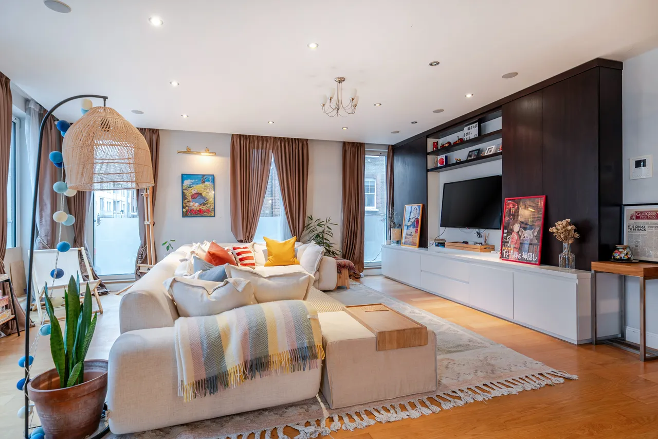 3 bed flat for sale — Cope Place, London, W8