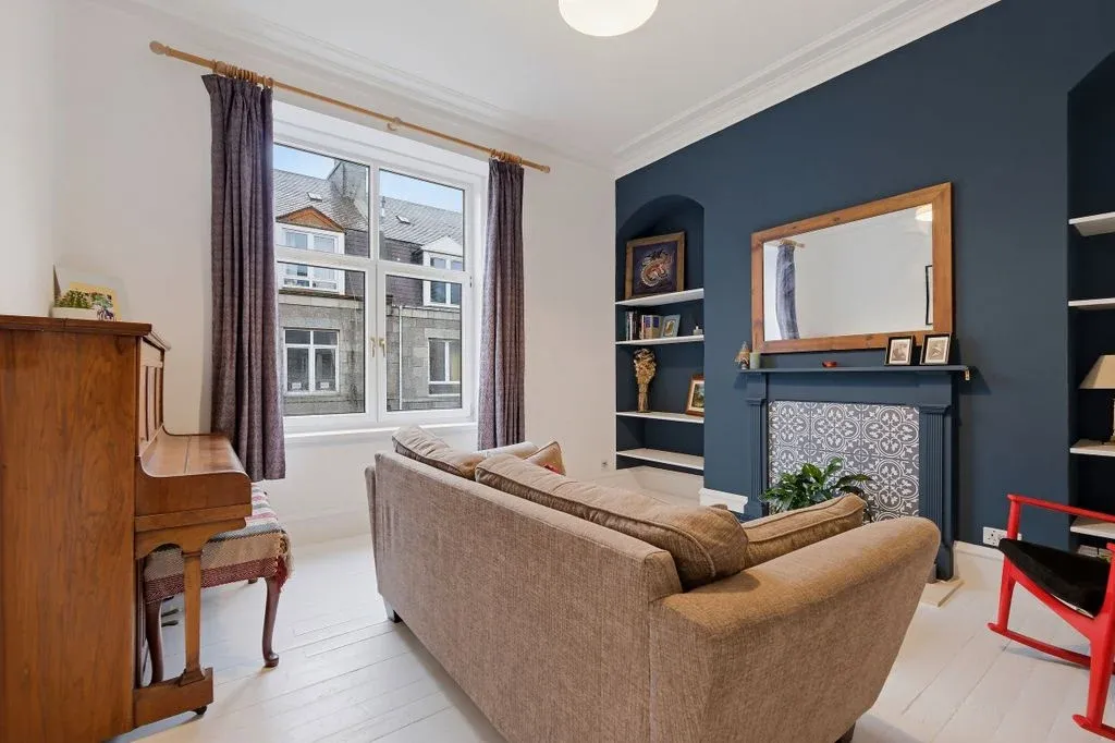 1 bed flat for sale, Hollybank Place, First Floor Right, AB11