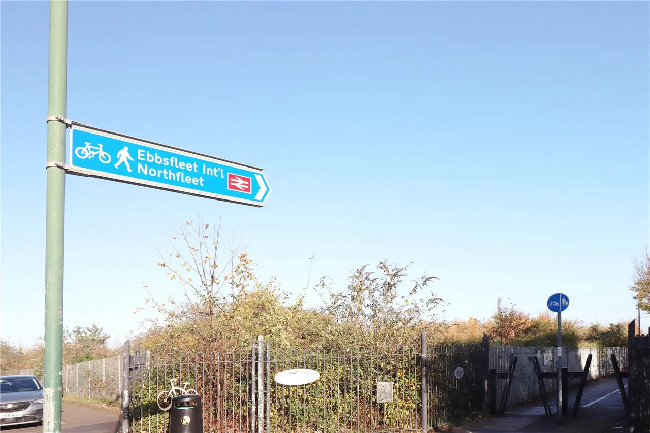 Stanhope Road, Swanscombe, DA10, photo 6