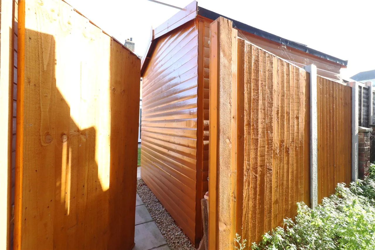 Stanhope Road, Swanscombe, DA10, photo 12
