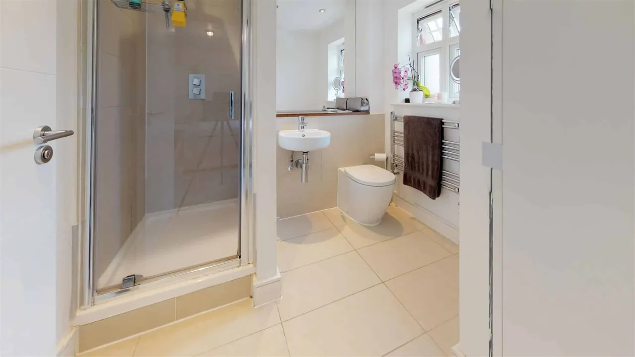 Lower Park Road, Loughton, photo 6