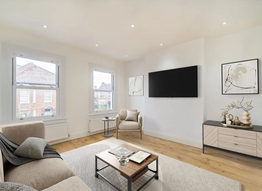 Sellincourt Road, Tooting, SW17, photo 2