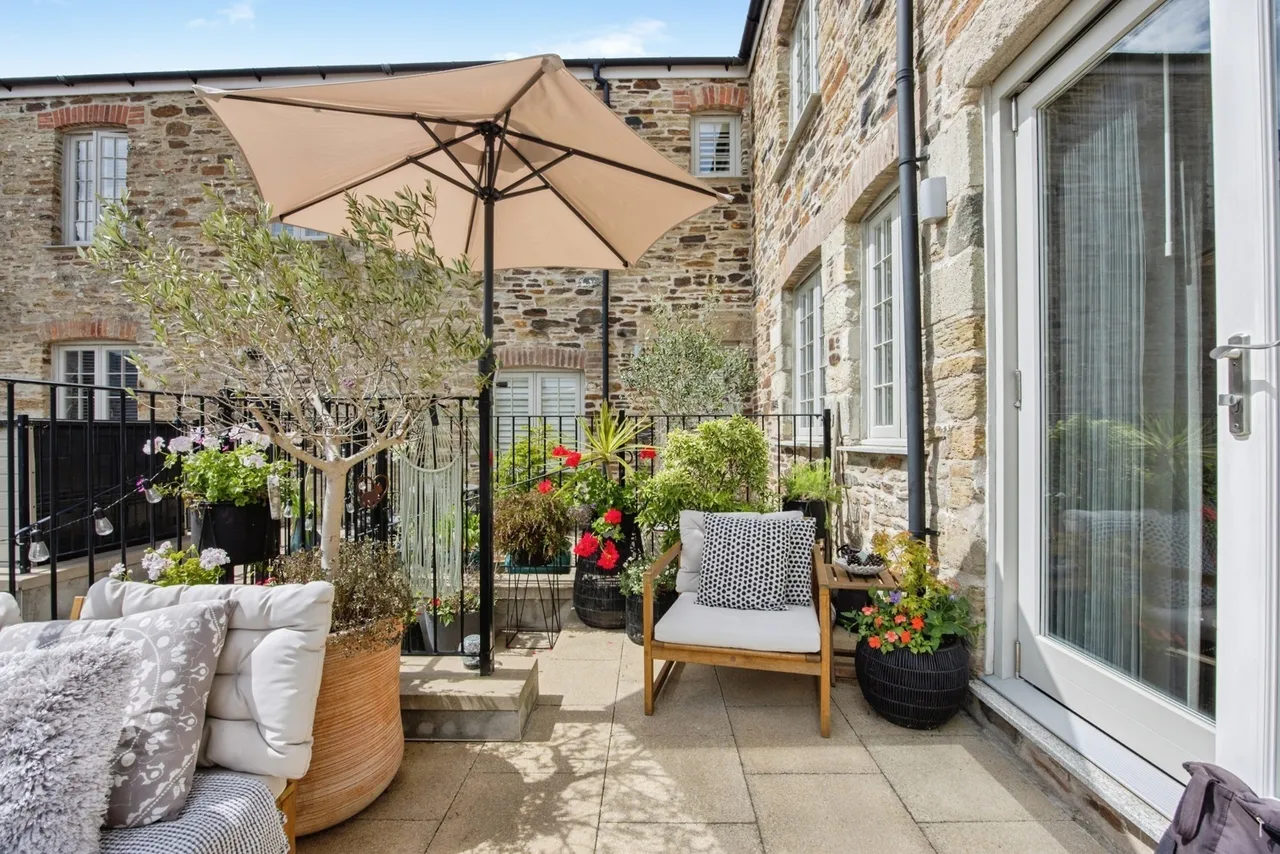 The Courtyard, Duporth, PL26, photo 15