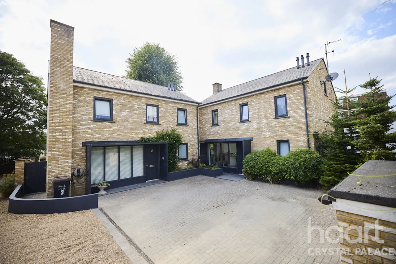 Essex Mews, London, SE19, photo 2