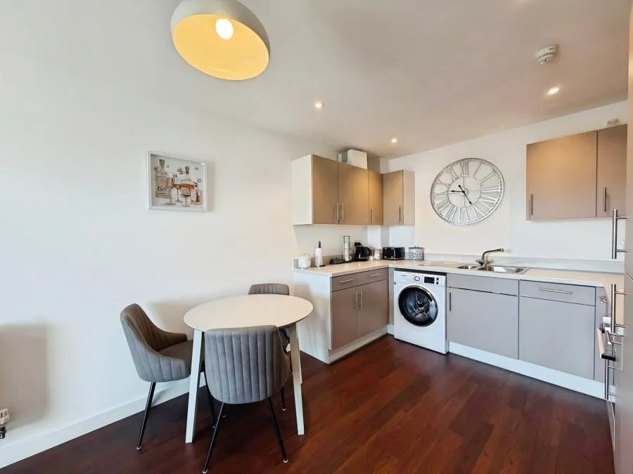 Falcon Way, Bracknell, RG12, photo 8