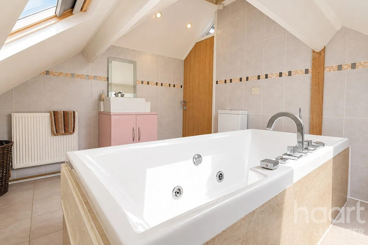Brent Knowle Gardens, Leicester, LE5, photo 24