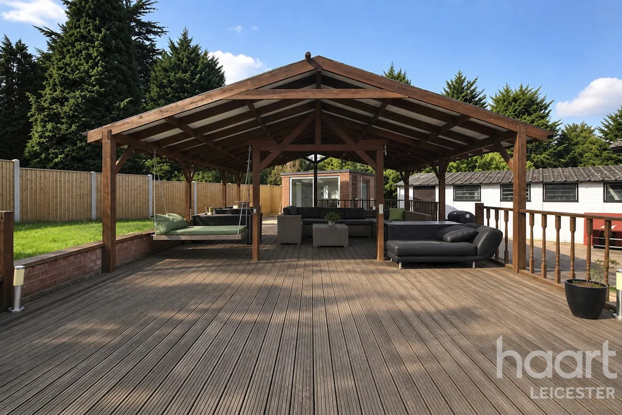 Brent Knowle Gardens, Leicester, LE5, photo 25