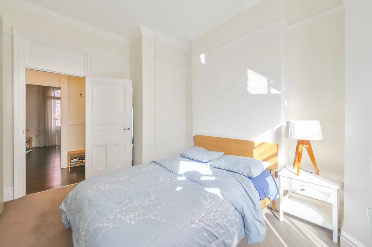 8 Westminster Palace Gardens, Artillery Row, London, photo 6
