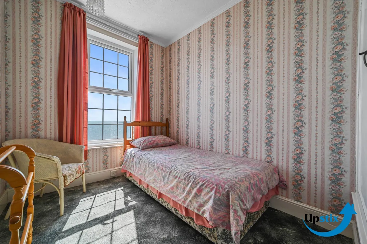 Marine Parade, Harwich, CO12 3RG, photo 14
