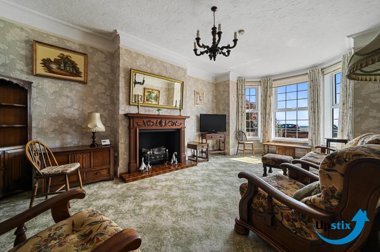 Marine Parade, Harwich, CO12 3RG, photo 3