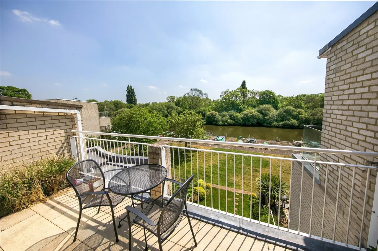5 bed house for sale, Eel Pie Island, Twickenham, TW1