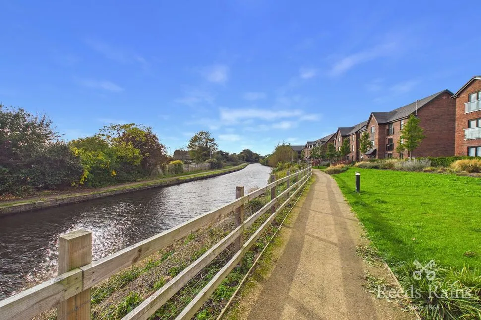 Robertsons Way, Droylsden, M43, photo 9