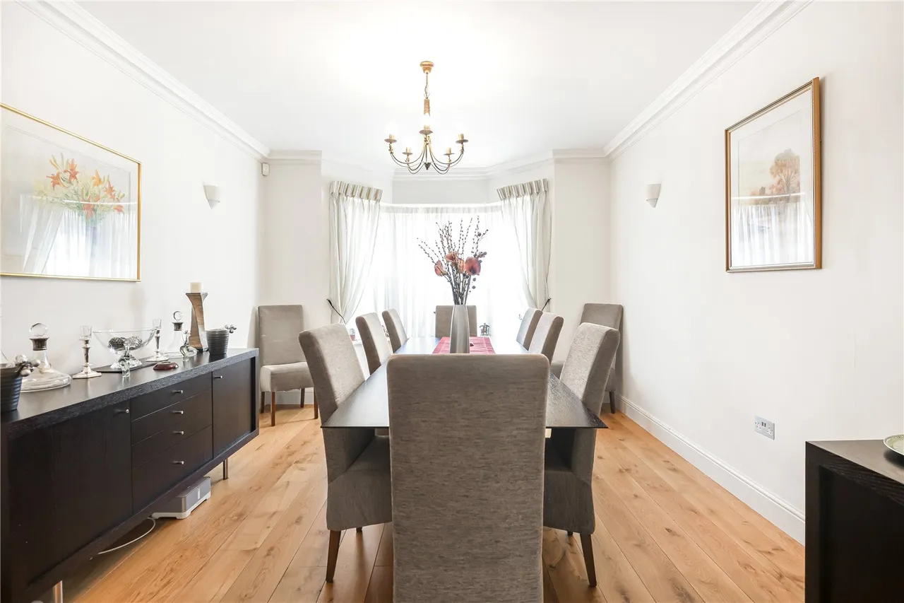 Parkgate Avenue, Hadley Wood, EN4 0NN, photo 12