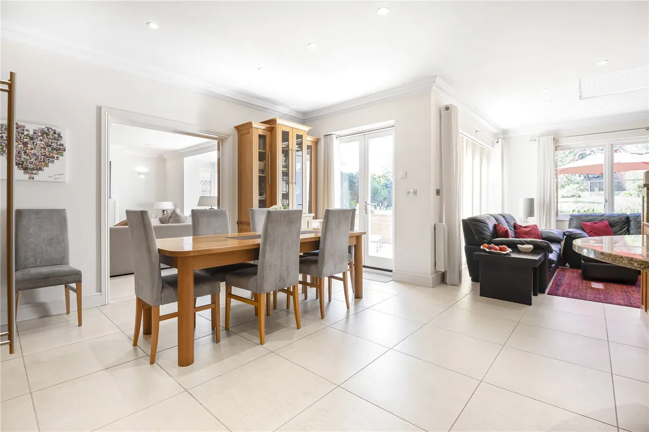 Parkgate Avenue, Hadley Wood, EN4 0NN, photo 8