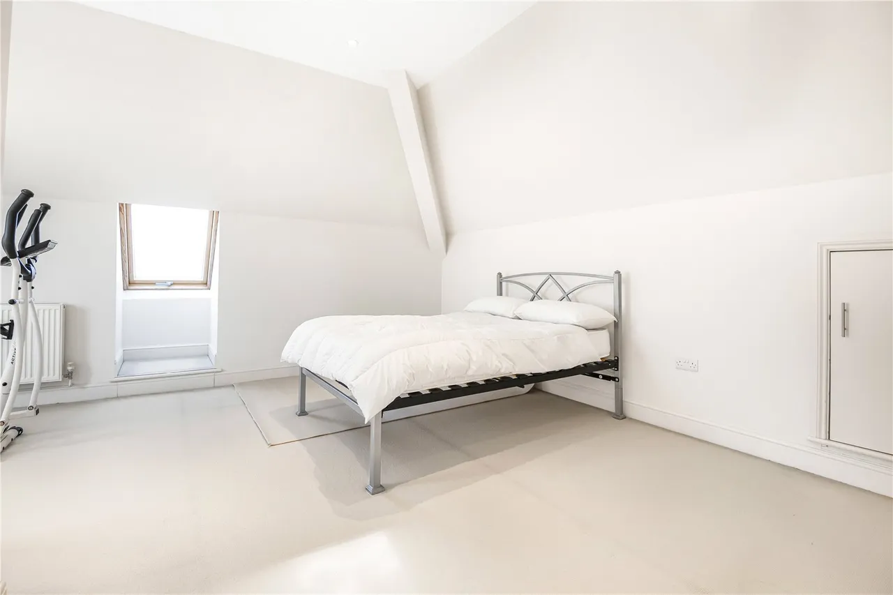 Parkgate Avenue, Hadley Wood, EN4 0NN, photo 26